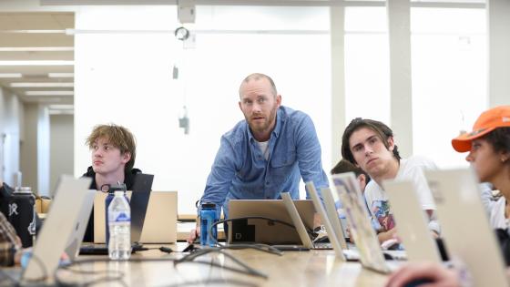 Jonathan Mills class in session at the Gray Design Building on March 6, 2024. Photo by Mark Cornelison | UKphoto